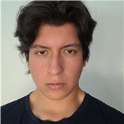 Estudiante de grado superior que le gusta enseñar asignaturas a gente graduado en bachillerato de ciencias